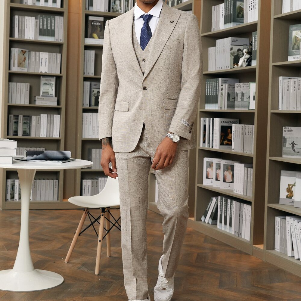 Light Tan Textured Peak Lapel 3 Piece Stacy Adams Men's Suit - Picture 6 of 6